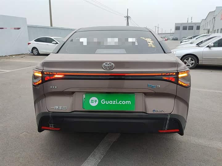 Фото 6 - Toyota bZ3