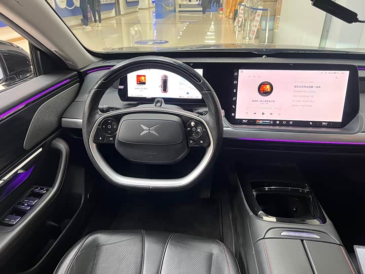 Фото 7 - XPeng P7