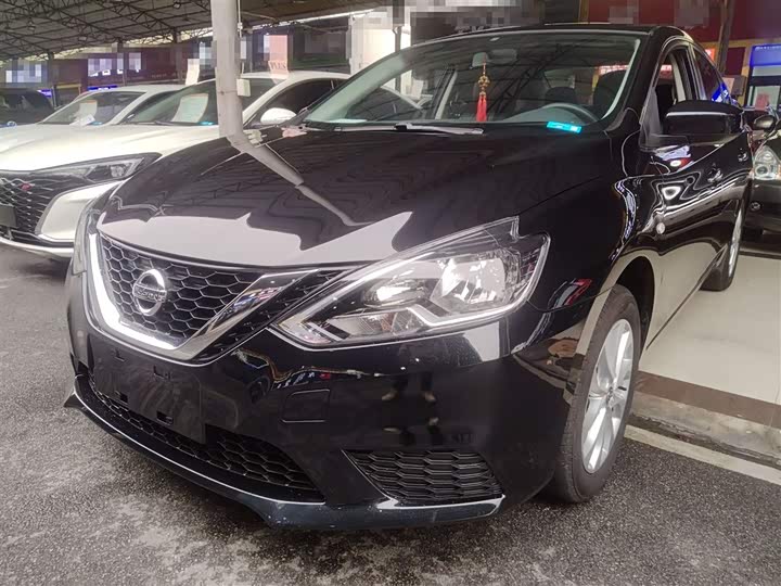 Фото 2 - Nissan Sylphy