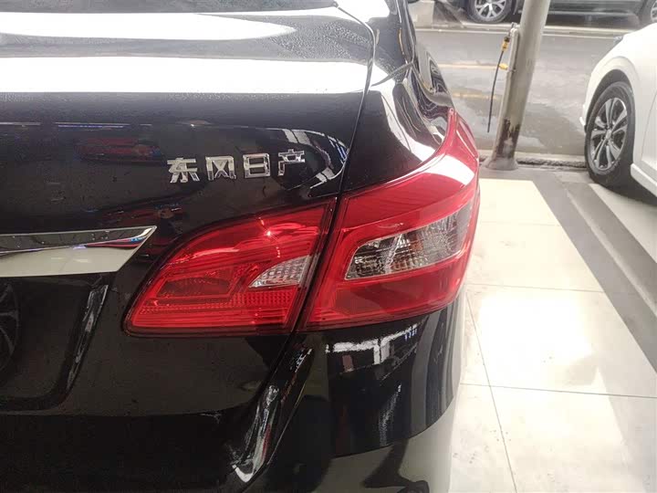 Фото 8 - Nissan Sylphy