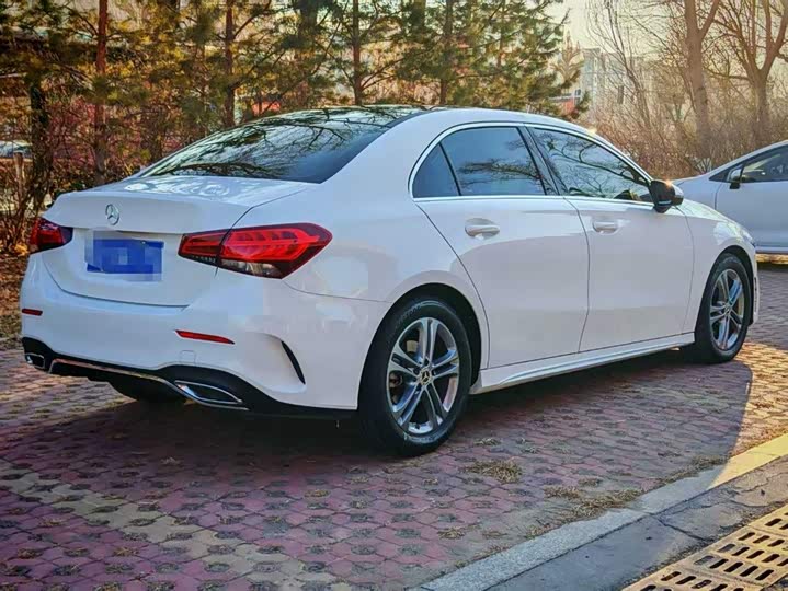 Фото 4 - Mercedes-Benz A-Class