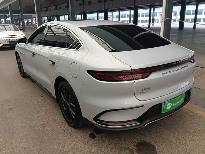 Фото 5 - BYD Han