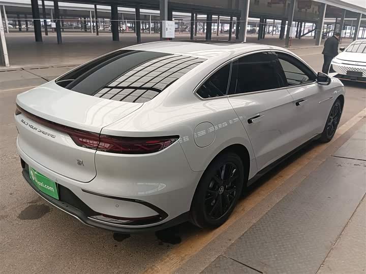 Фото 7 - BYD Han