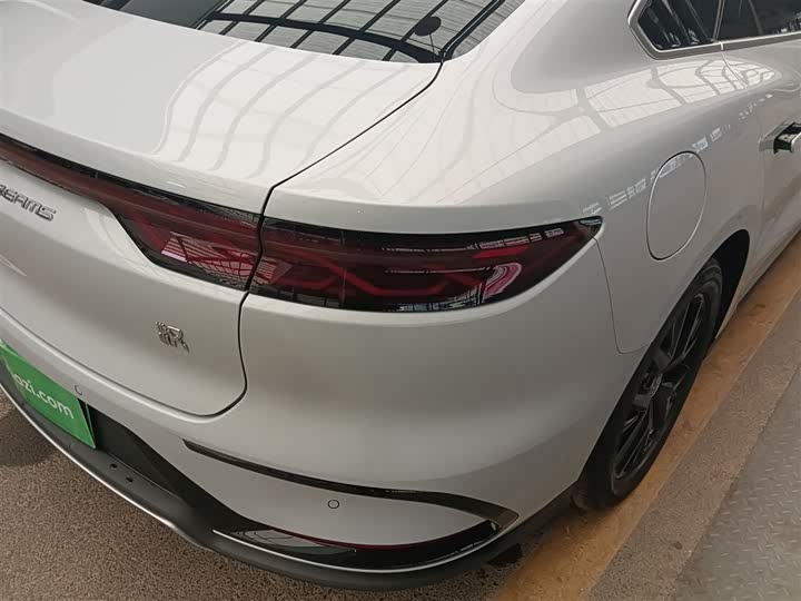 Фото 8 - BYD Han