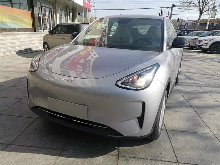 Фото 2 - Geely Galaxy Geome