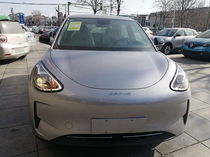 Фото 3 - Geely Galaxy Geome