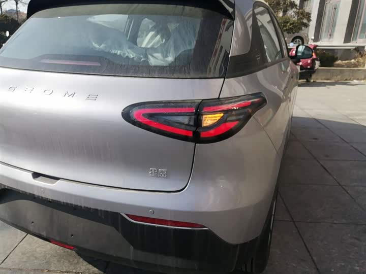 Фото 8 - Geely Galaxy Geome