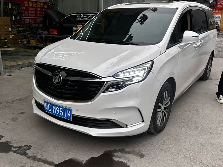 Фото 1 - Buick GL8 ES