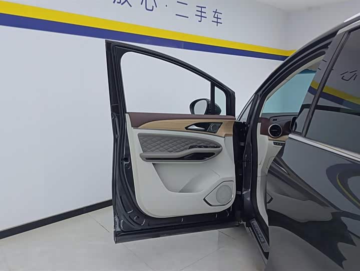 Фото 7 - Dongfeng Forthing Yacht