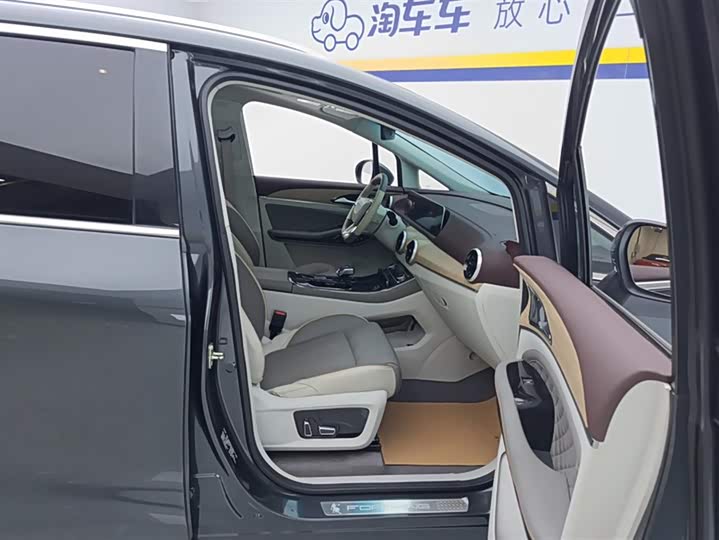 Фото 8 - Dongfeng Forthing Yacht