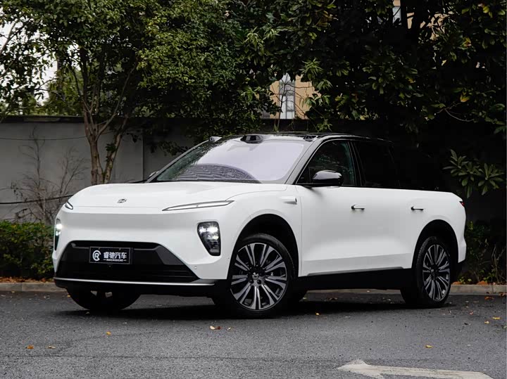 Фото 1 - Nio ES8