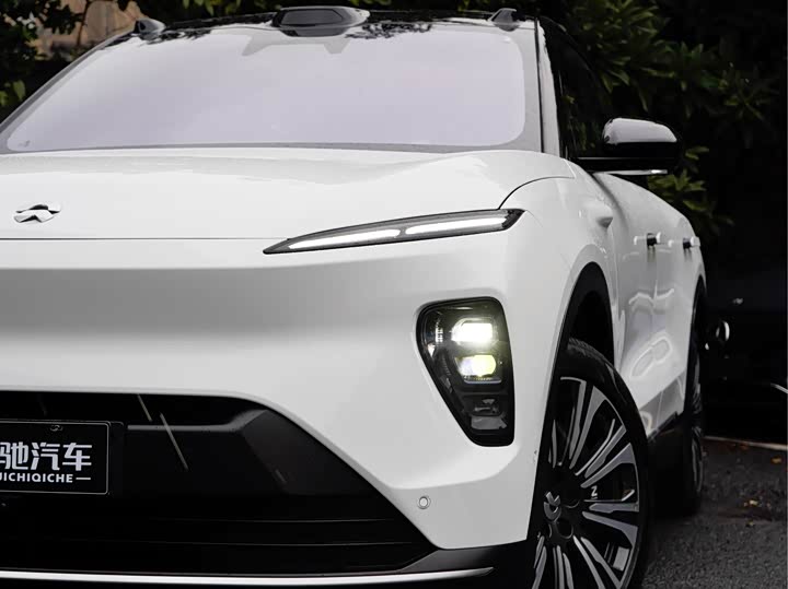 Фото 6 - Nio ES8