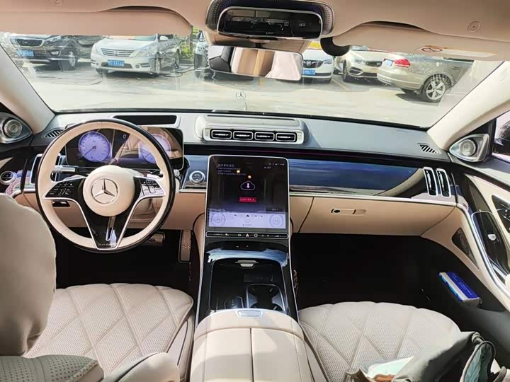 Фото 5 - Mercedes-Benz Maybach S-Class
