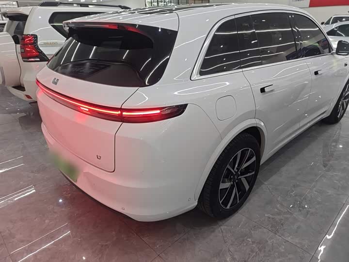 Фото 7 - LiXiang L7