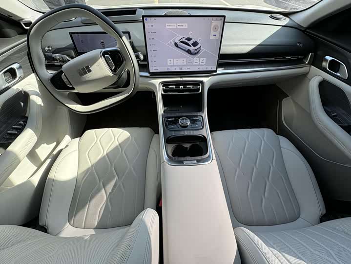 Фото 6 - Geely Galaxy A7