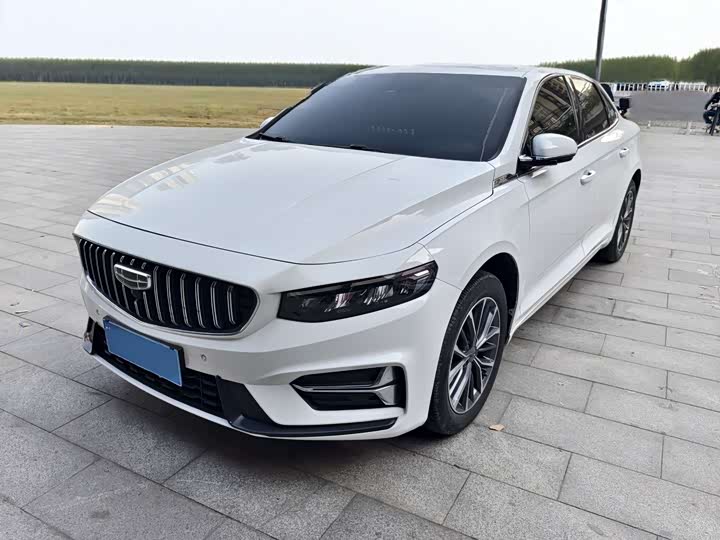 Фото 1 - Geely Preface