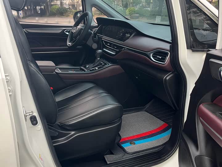 Фото 9 - GAC Trumpchi M6