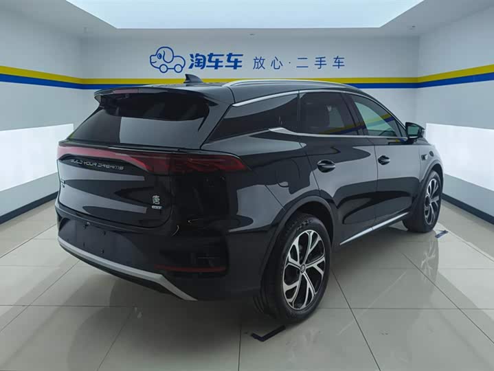 Фото 3 - BYD Tang Hybrid/EV