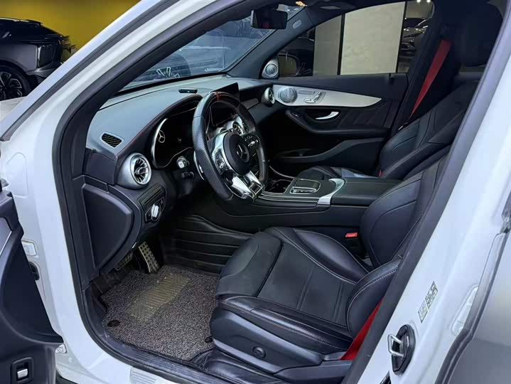 Фото 8 - Mercedes-Benz GLC-Class AMG