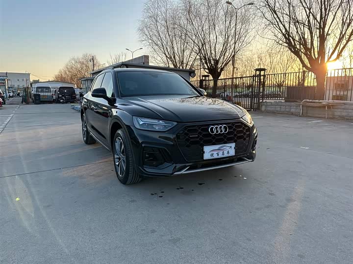 Фото 3 - Audi Q5L