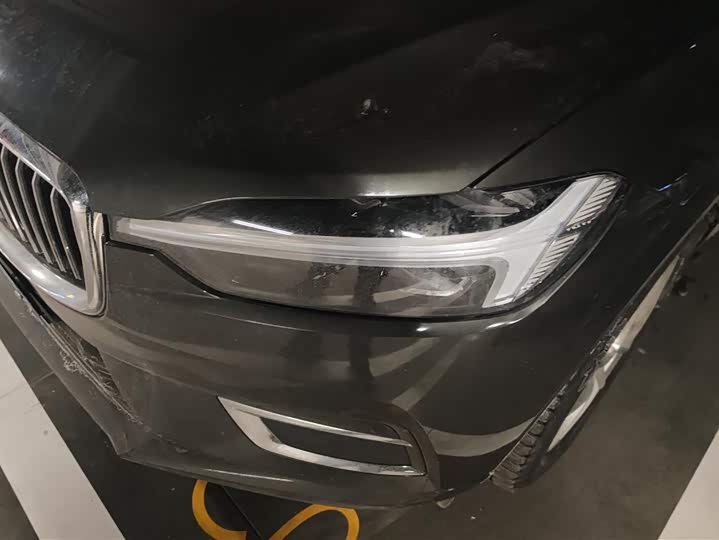 Фото 5 - Volvo XC60