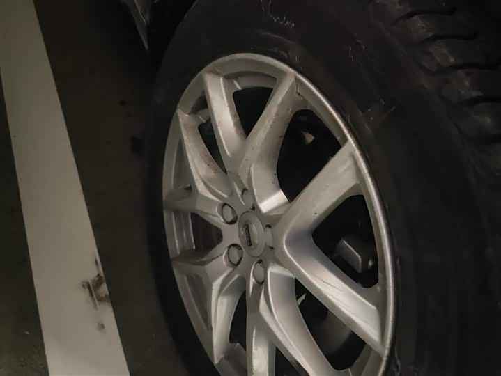 Фото 6 - Volvo XC60