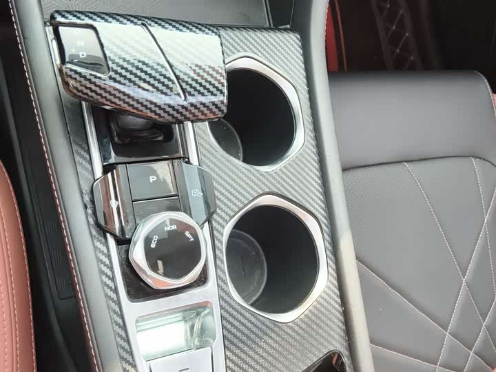 Фото 6 - Changan Eado Plus