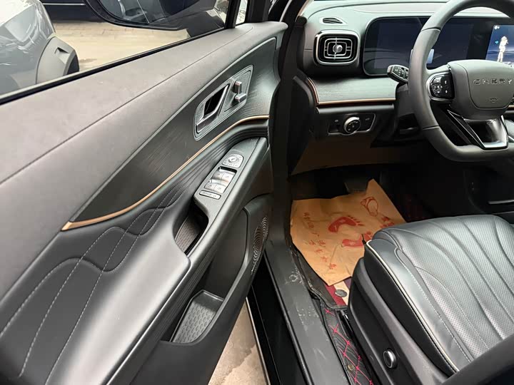 Фото 4 - Chery Tiggo 9