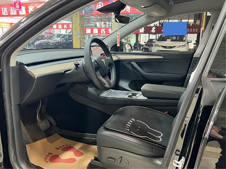 Фото 5 - Tesla Model Y