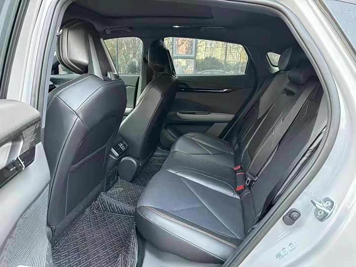 Фото 7 - Changan UNI-V