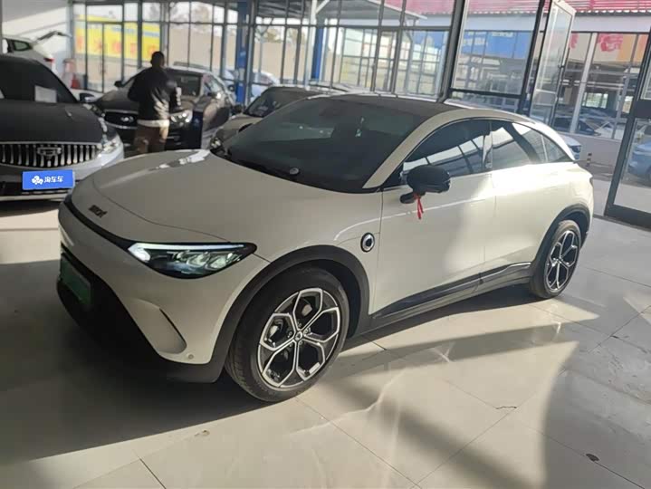 Фото 1 - Smart #3