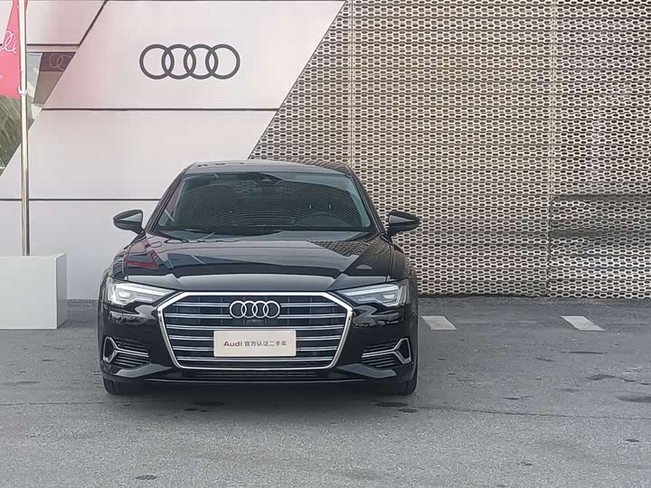Фото 2 - Audi A6L