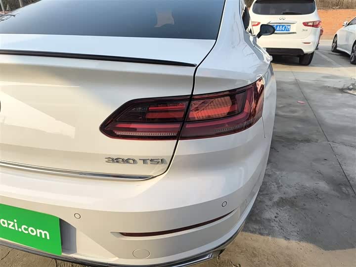 Фото 8 - Volkswagen CC