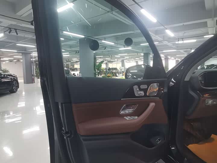 Фото 5 - Mercedes-Benz GLE-Class