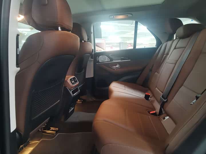 Фото 9 - Mercedes-Benz GLE-Class