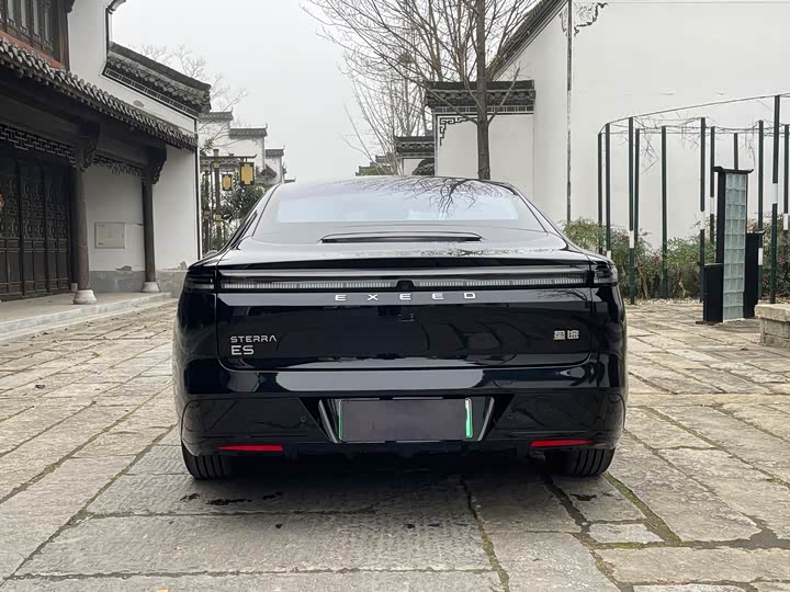 Фото 5 - Exeed Sterra ES