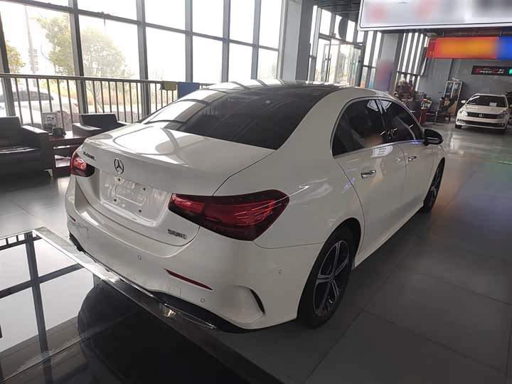 Фото 7 - Mercedes-Benz A-Class