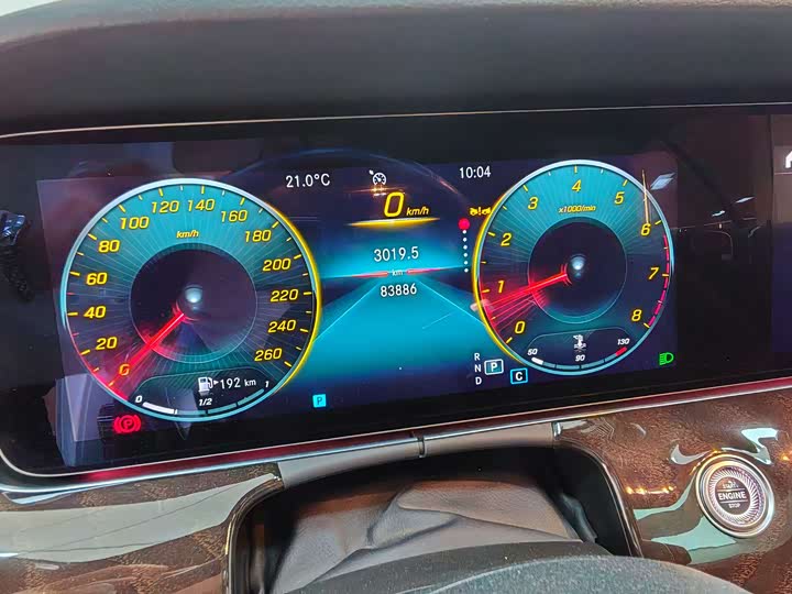 Фото 9 - Mercedes-Benz E-Class