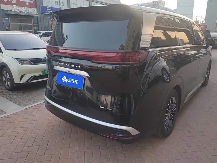 Фото 3 - Denza D9