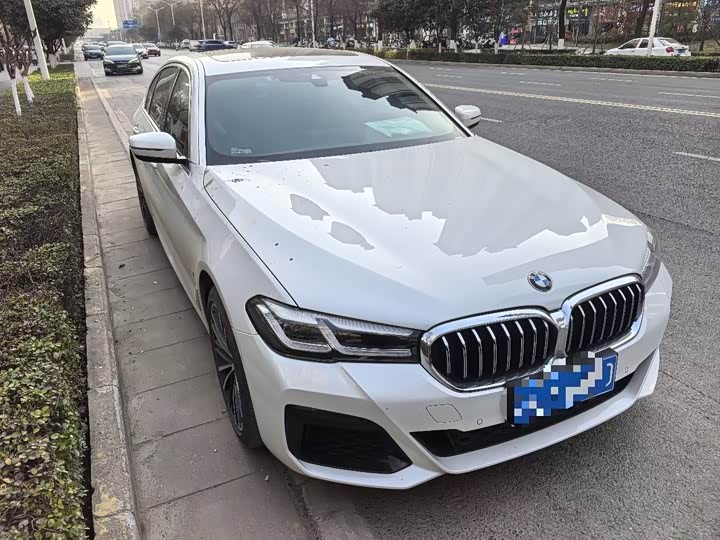 Фото 3 - BMW 5 Series