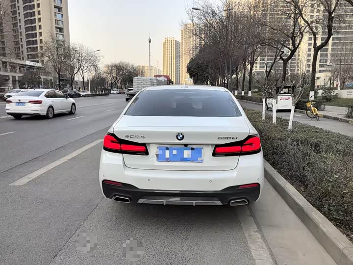 Фото 9 - BMW 5 Series