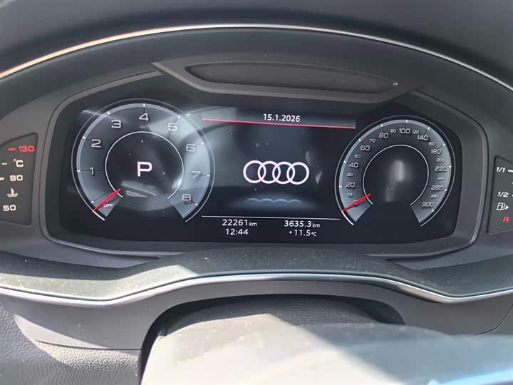 Фото 6 - Audi A6L