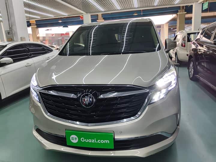 Фото 3 - Buick GL8 ES