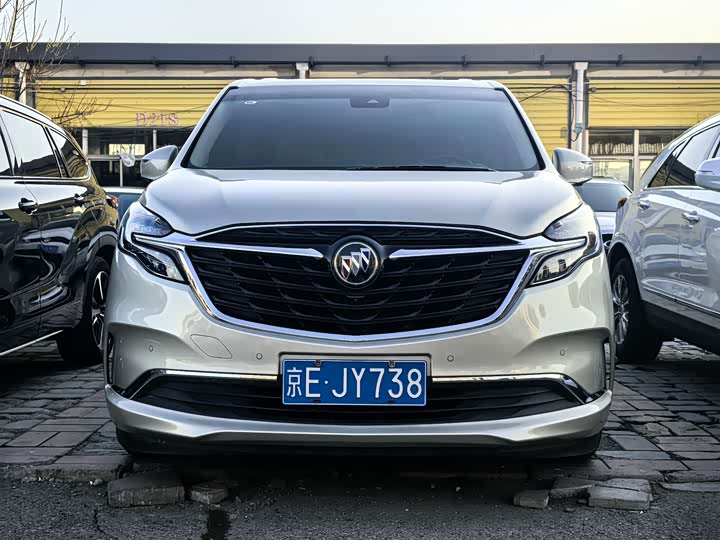 Фото 2 - Buick GL8 ES