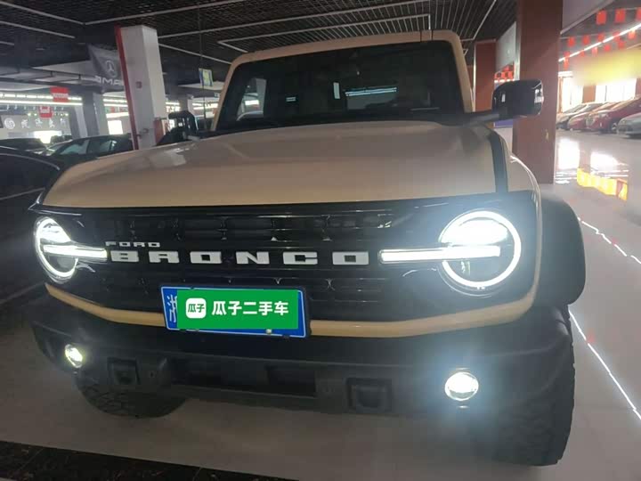 Фото 3 - Ford Bronco