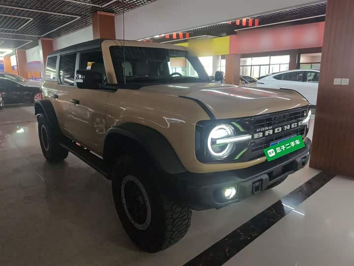 Фото 4 - Ford Bronco