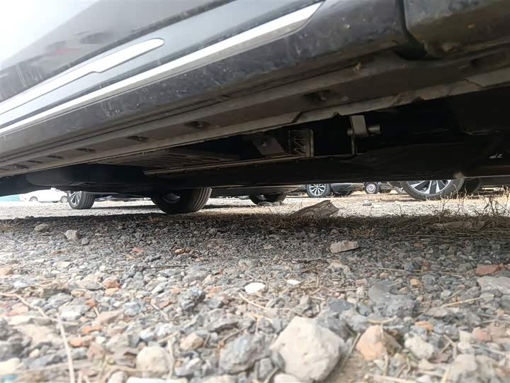 Фото 2 - Hongqi HQ9 Hybrid