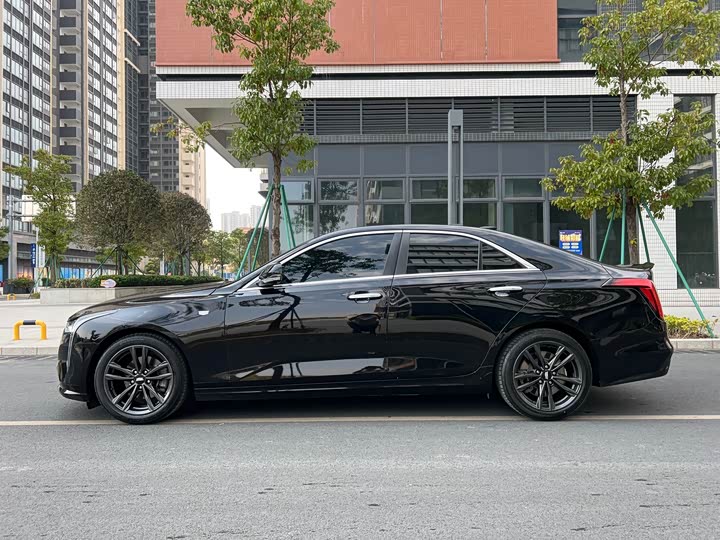 Фото 7 - Cadillac CT4