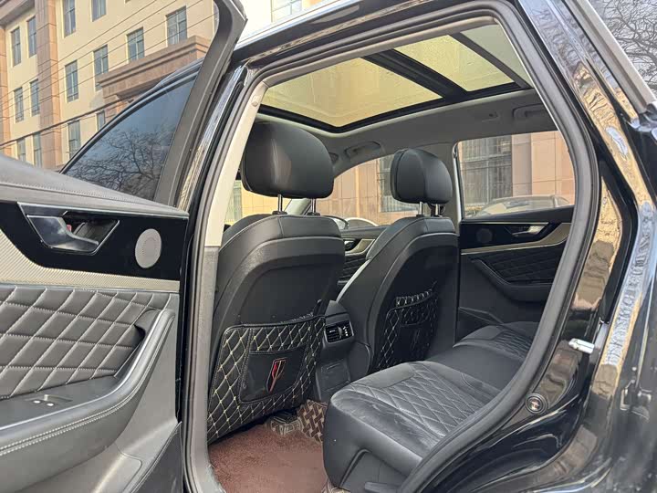 Фото 6 - Hongqi HS5