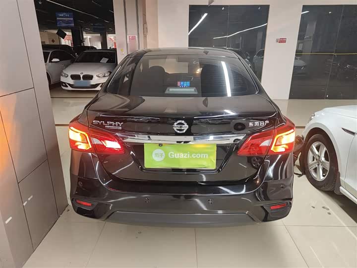 Фото 6 - Nissan Sylphy